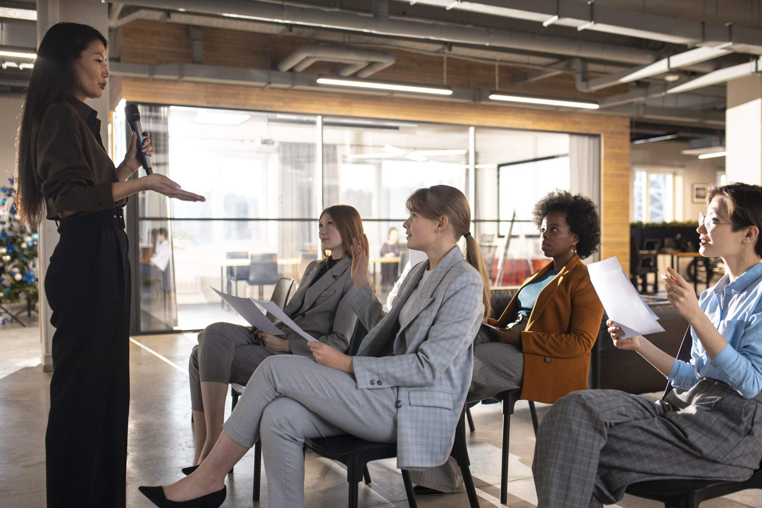 Executive leader demonstrating executive communication tips while sharing a clear and trust-building message