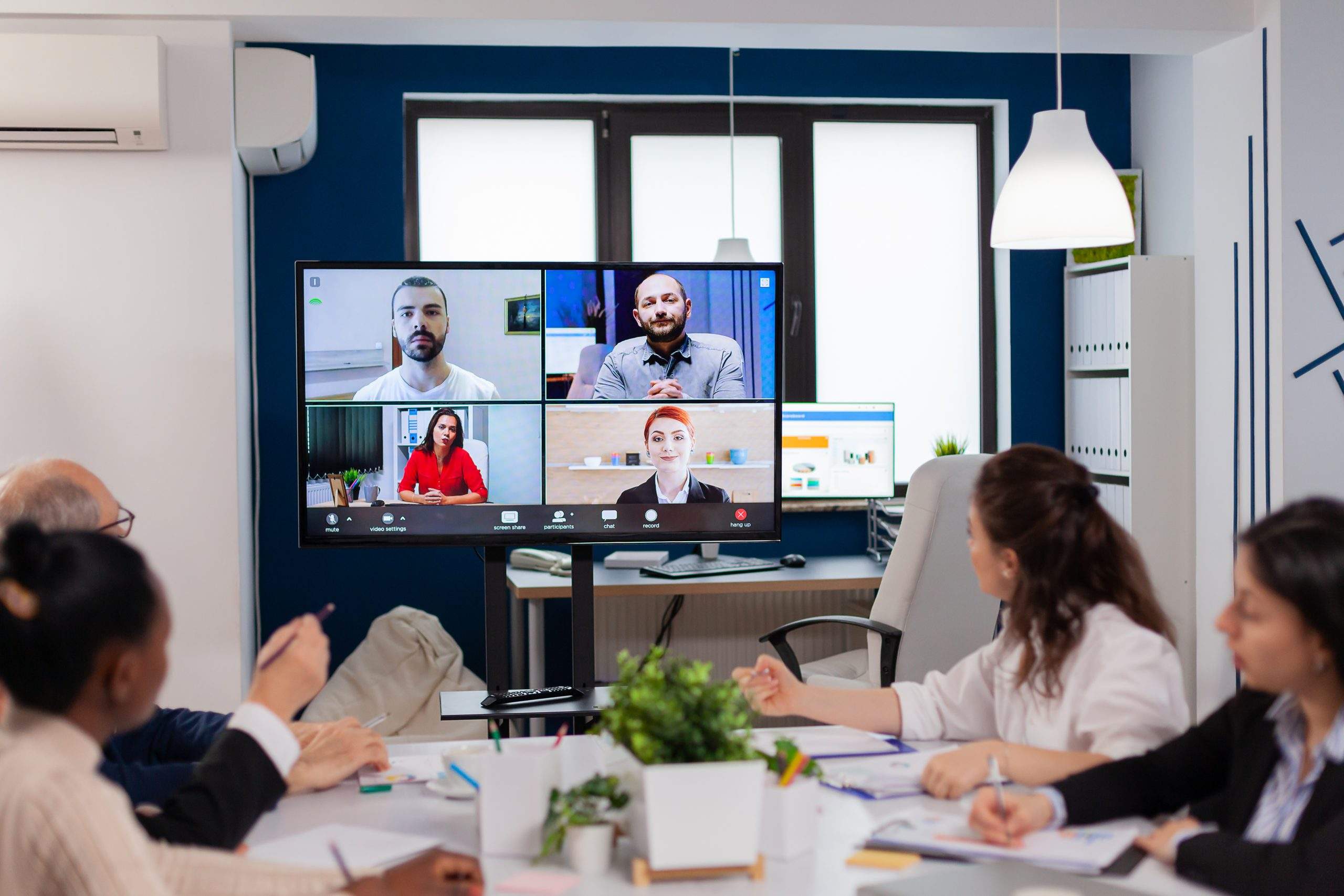 Team coordinating national crisis communication response to protect brand reputation in real time
